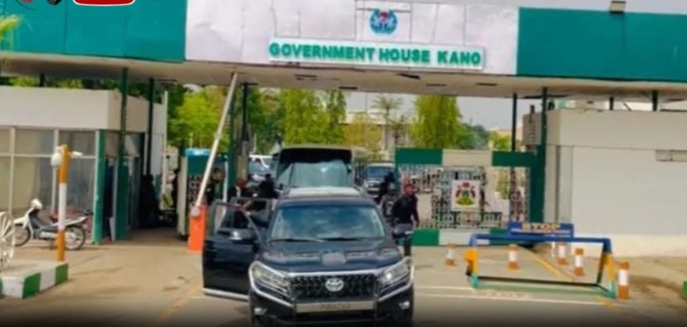 YUNKURIN SAUYA JAM, IYYA DAGA NNPP ZUWA APC YA SANYA AN TSAURARA TSARO A FADAR GWAMNATIN JIHAR KANO Screenshot 20260105 120345