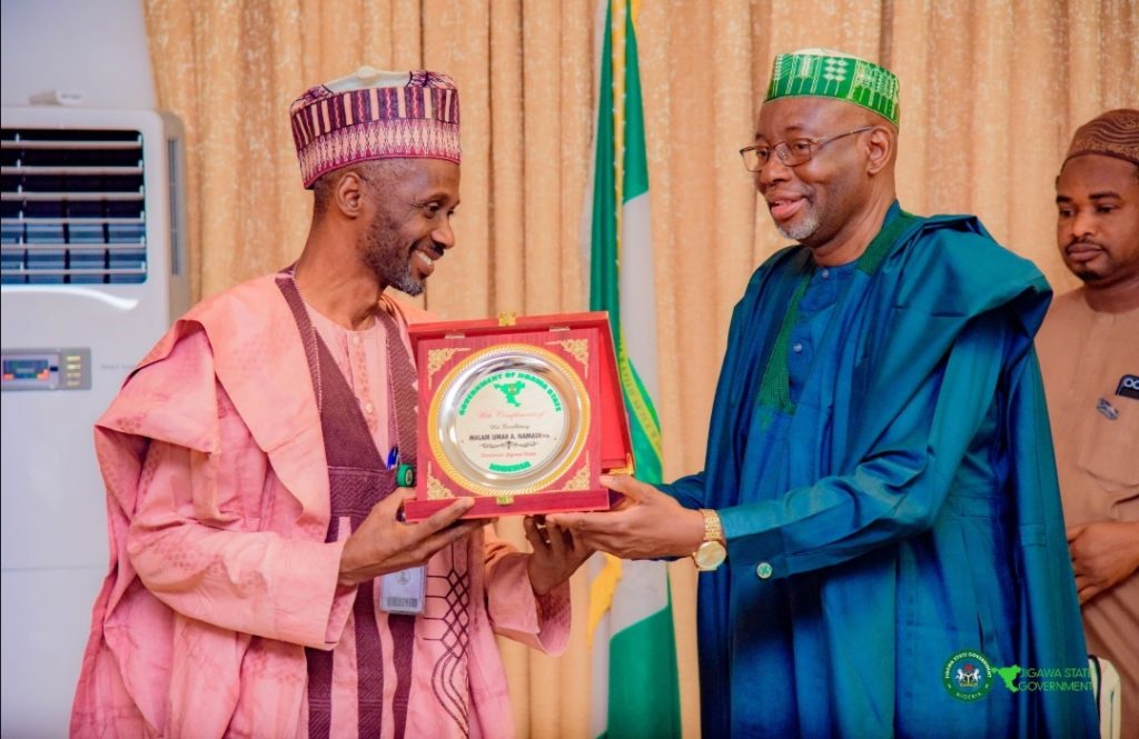 GWAMNAN JIHAR JIGAWA MALAM UMAR NAMADI DAN MODI YA CE GWAMNATIN SA ZATA CIGABA DA HADA KAI DA KAFAFEN YADA LABARAI MUSANMAN MA RADIO NIJERIYA KADUNA Screenshot 20260219 225838