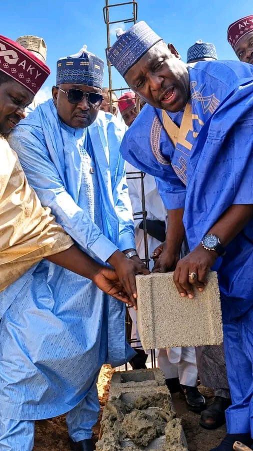 DOGUWA LAUNCHES CONSTRUCTION OF 17 CLASSROOM BLOCKS, ANNOUNCES MORE THAN 70 MULTI-MILLION-NAIRA DEVELOPMENT PROJECTS FUNDED FROM HIS PERSONAL POCKET. IMG 20261028 WA0042